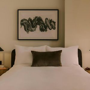 Studio Apartment Queen Sofa Bed City View